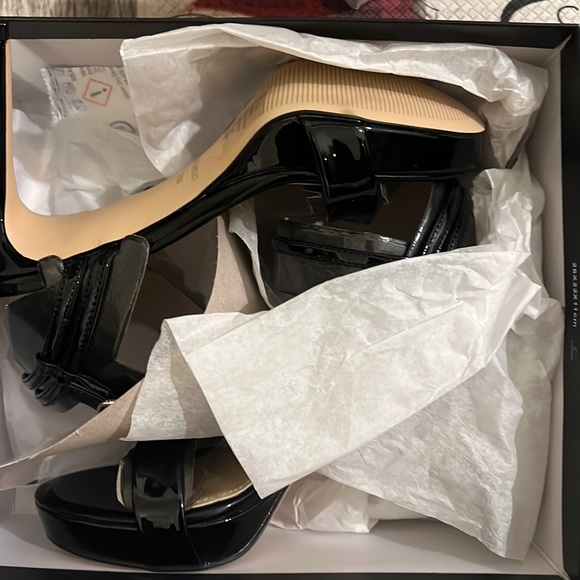 Nine West Pumps - Picture 1 of 5